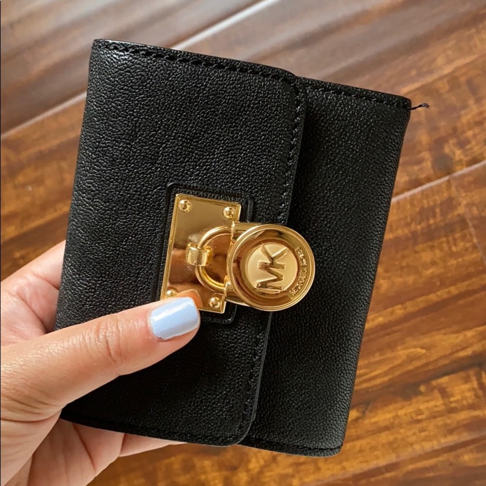 MK WALLET
